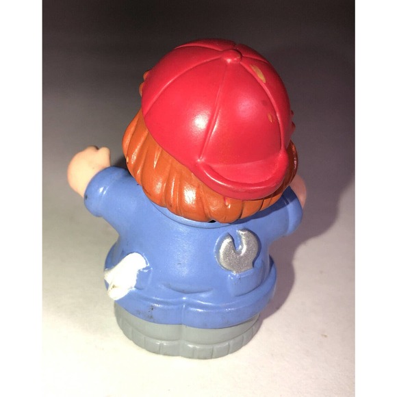 Fisher Price Little People Garage Car Mechanic Tow Truck Driver W/ Red Hat Man - Picture 3 of 6